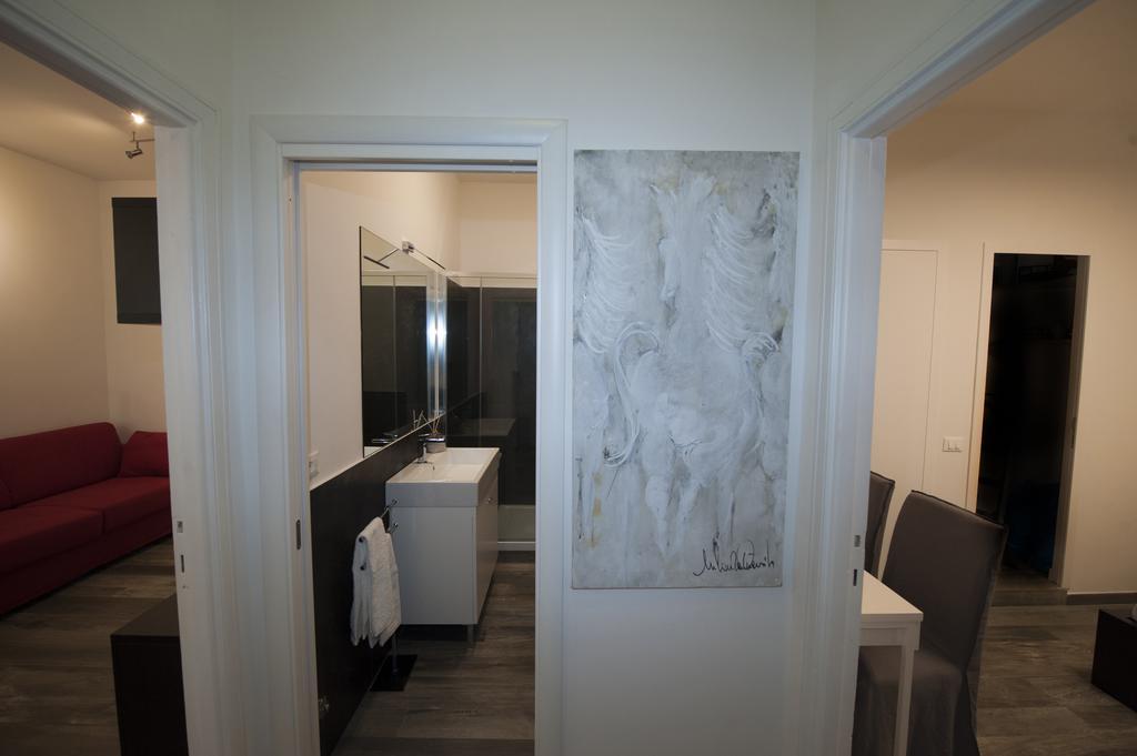 Porta Latina Suite - Private Apartment Rome'S Center Экстерьер фото
