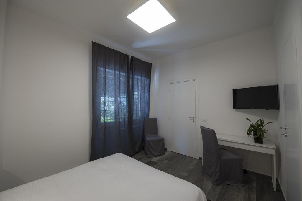 Porta Latina Suite - Private Apartment Rome'S Center Экстерьер фото