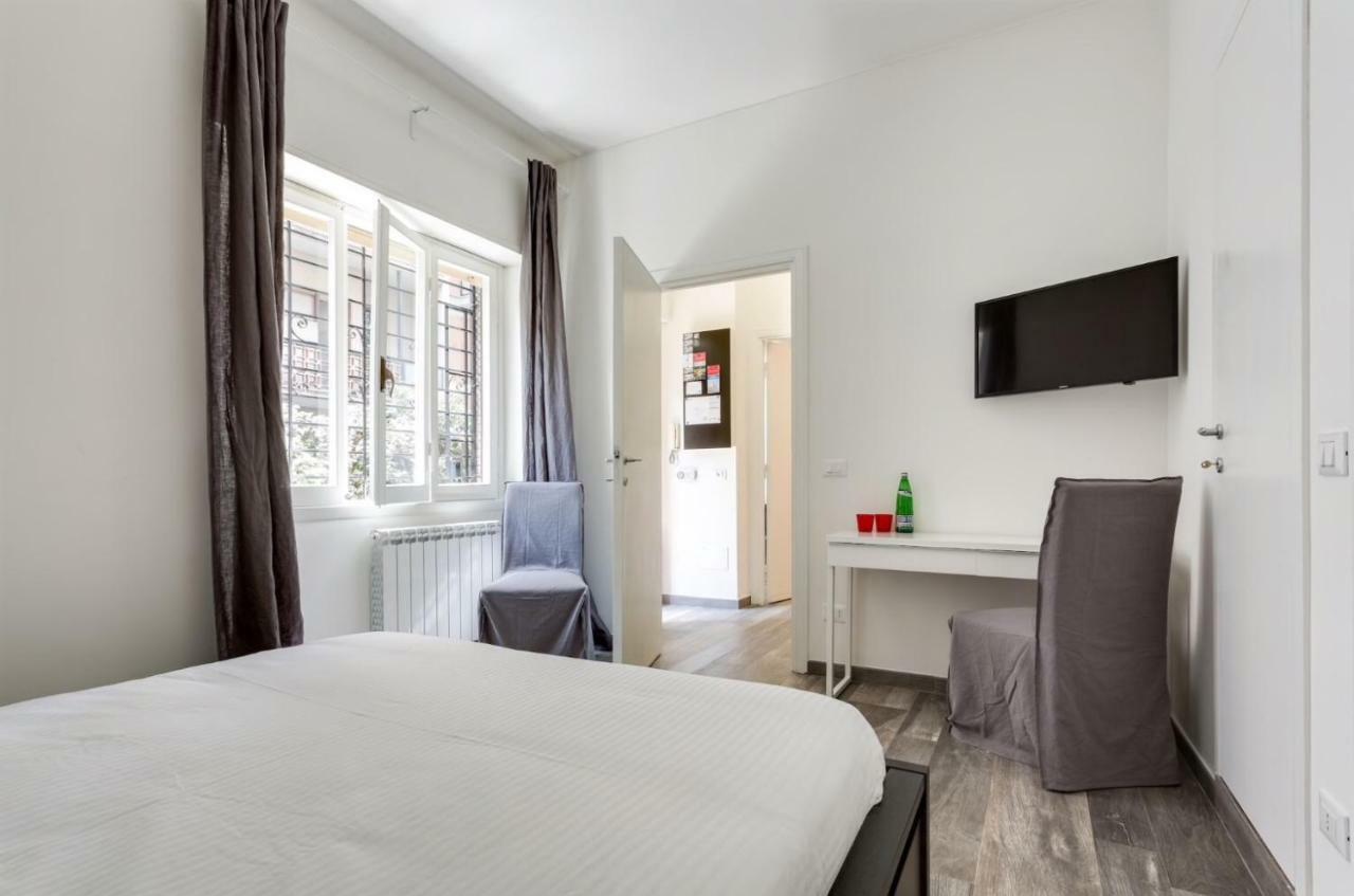 Porta Latina Suite - Private Apartment Rome'S Center Экстерьер фото